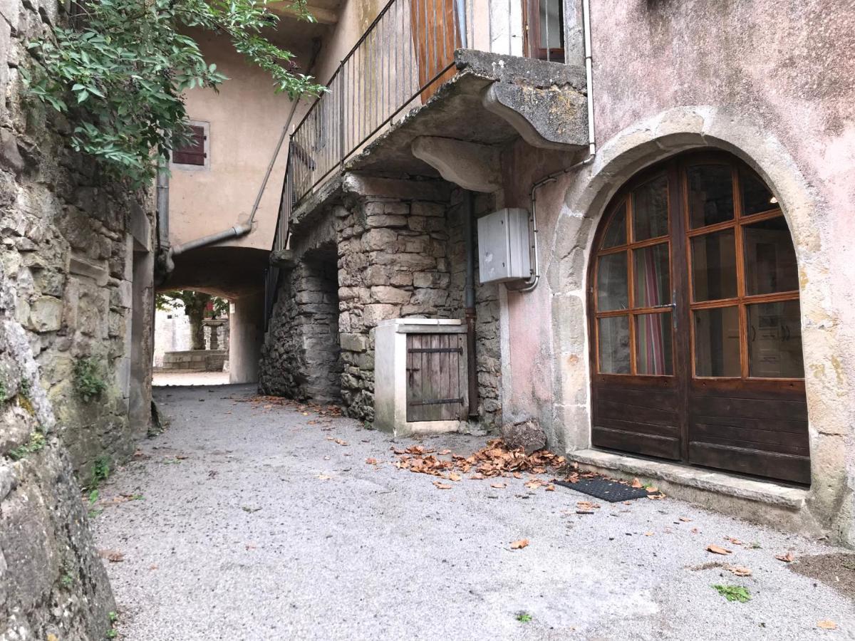 Maison De Village Au Coeur Des Remparts Sainte-Eulalie-de-Cernon 외부 사진
